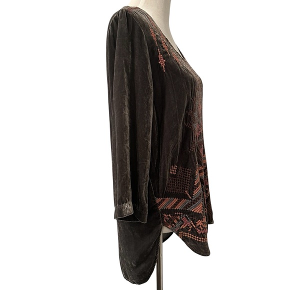 Embroidered Johnny Was Gray Blue and Coral Pink Women's Velvet Top - Picture 4 of 16